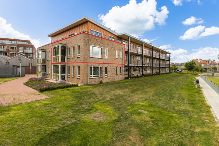 Photo of property Gaspeldoorn 15, Bergambacht
