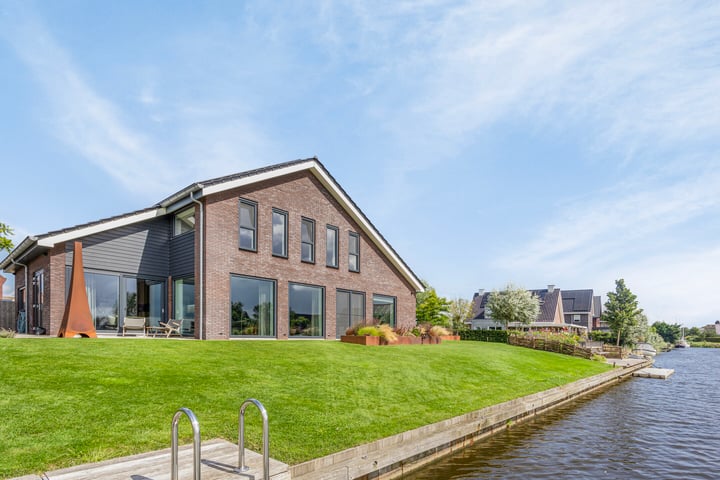 Photo of property Gebroeders Bonnemastrjitte 25, Workum