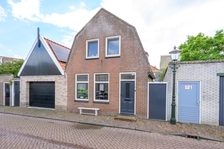 Gedempt Achterom 36 in Medemblik