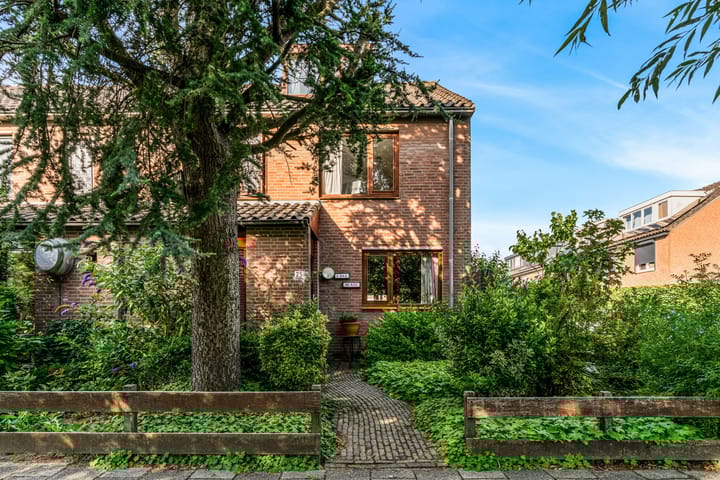 Photo of property Geerland 25, Kudelstaart