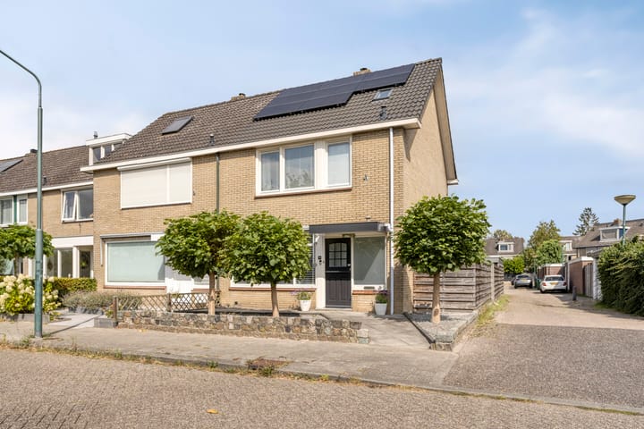Geerland 70 in Zevenbergen