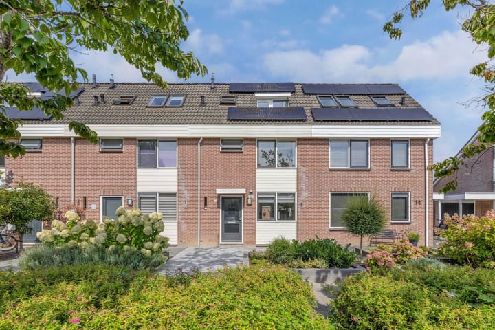 Gelrelaan 16 in Emmeloord