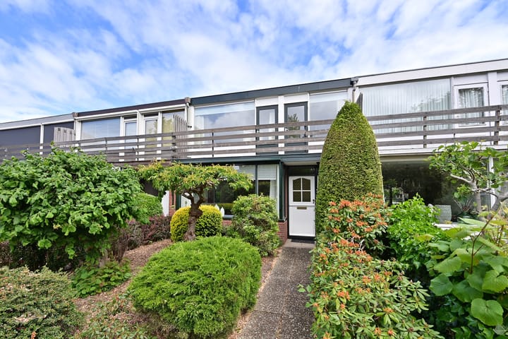 Gemeenlandslaan 51 in Huizen