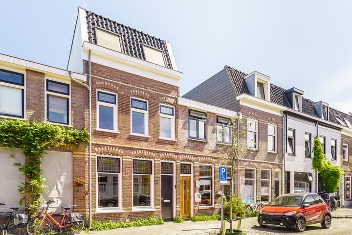 Generaal Bothastraat 116 in Haarlem foto
