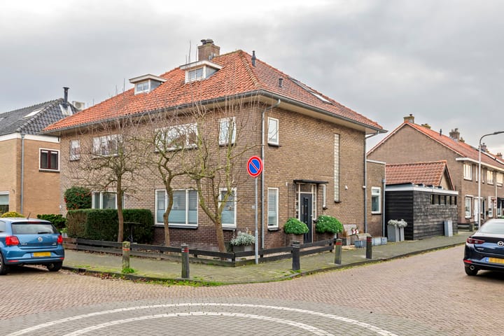 Generaal Pironstraat 24 dans Leerdam photo