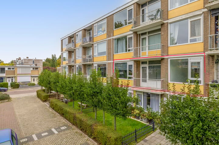 Photo of property Generaal S.H. Spoorstraat 385, Dordrecht