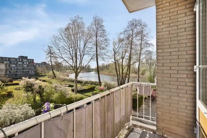 Photo of property Generaal S.H. Spoorstraat 435, Dordrecht