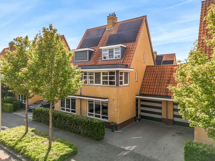 Genialisweg 10 in De Meern