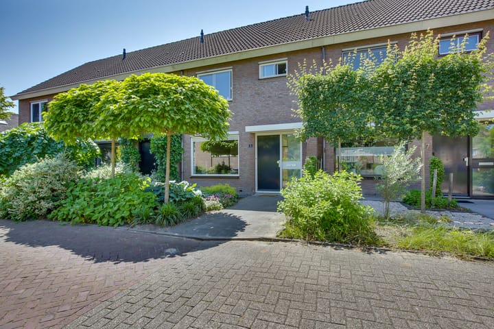 Gentiaan 5 in Nijverdal