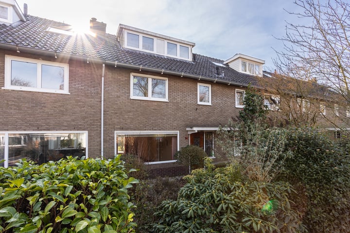 Gentiaanstraat 14 in Bussum