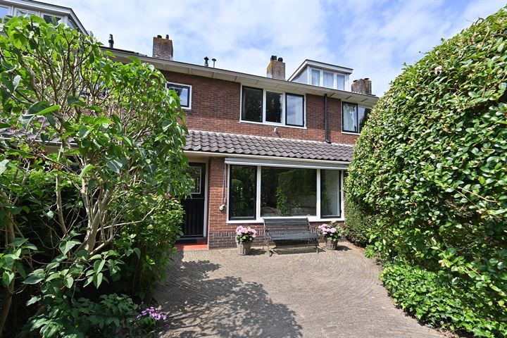 Gentiaanstraat 29 in Bussum