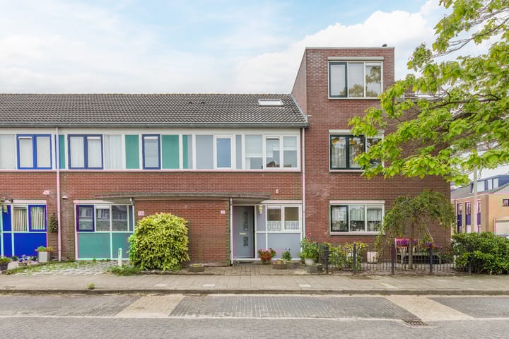 Photo of property George Gershwinstraat 128, Zaandijk
