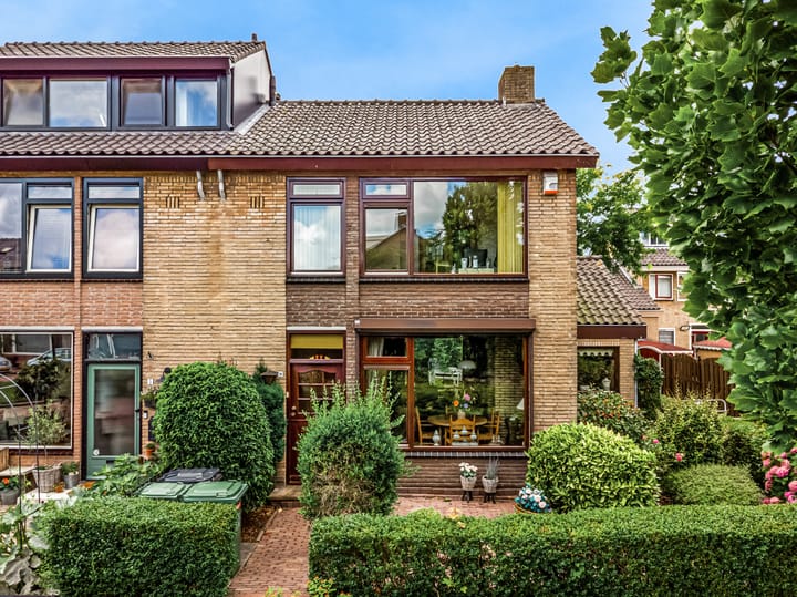 Photo of property Gerard Douplein 4, Maassluis