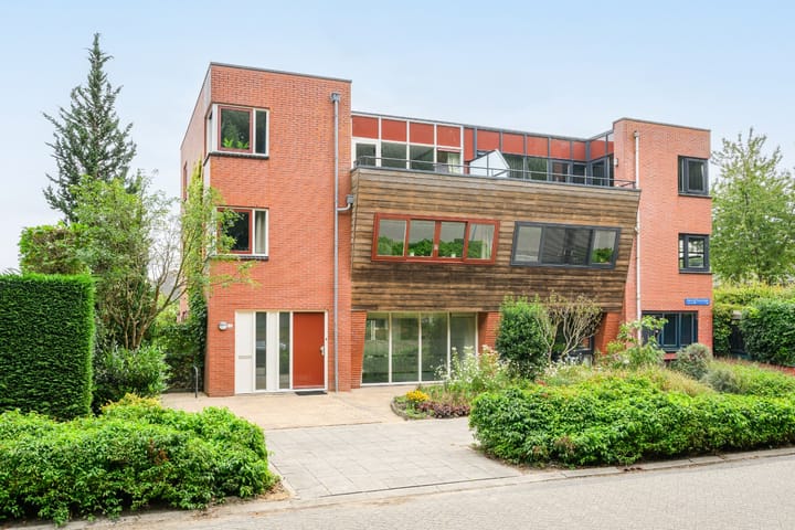 Photo of property Gerard Doustraat 13, Almere