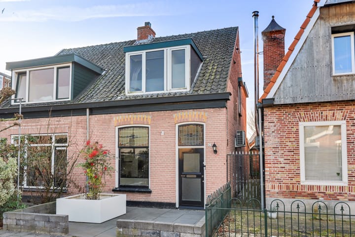 Gerard Doustraat 17 in Almelo