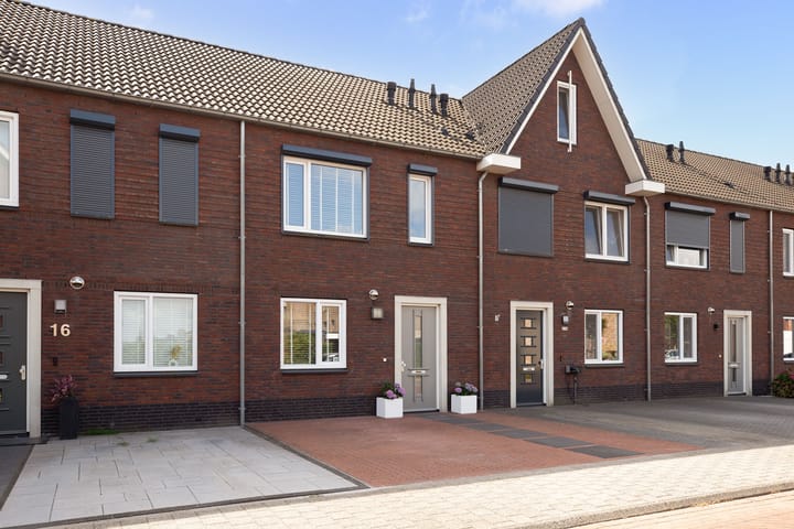 Gerard Knuvelderstraat 14 in Waalwijk