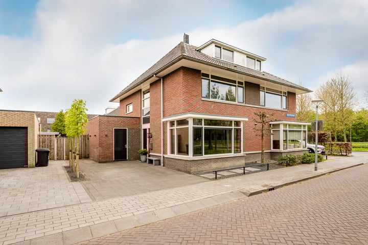 Gerrit Th. Rotmanlaan 2 in Almere