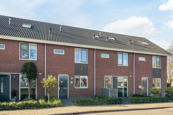 Photo of property Gert Reindersstraat 15, Lichtenvoorde