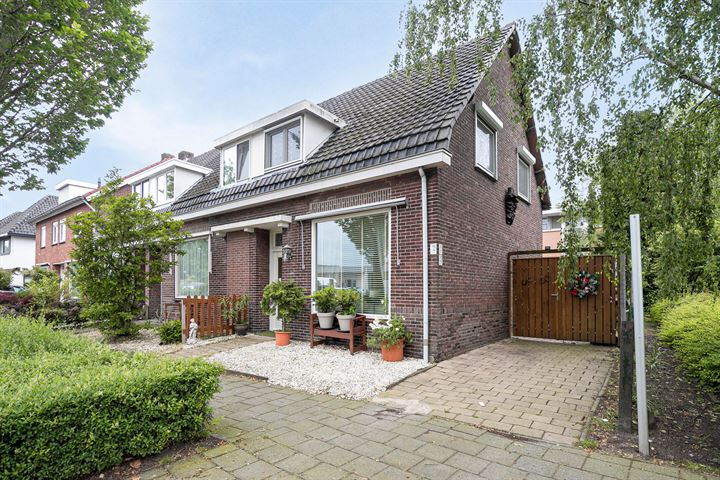 Gestelsestraat 72 in Waalre