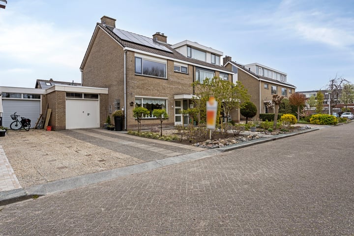 Photo of property Geulstraat 3, Emmeloord