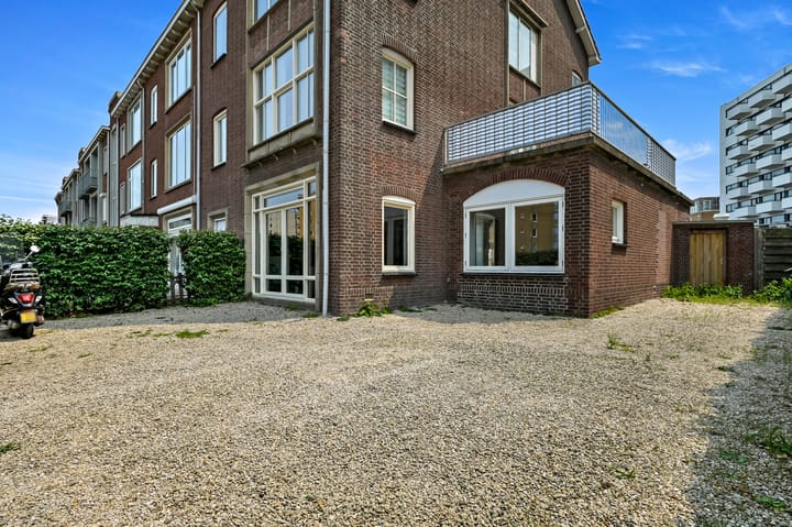 Gevers Deynootweg 109 in 's-Gravenhage