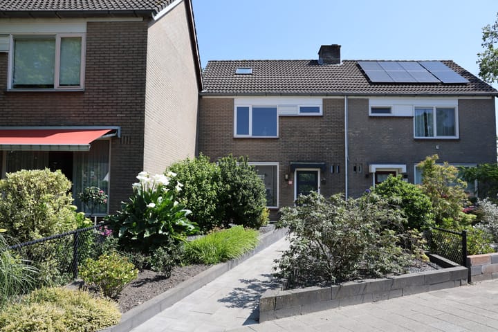 Gierelaar 72 in Wouw