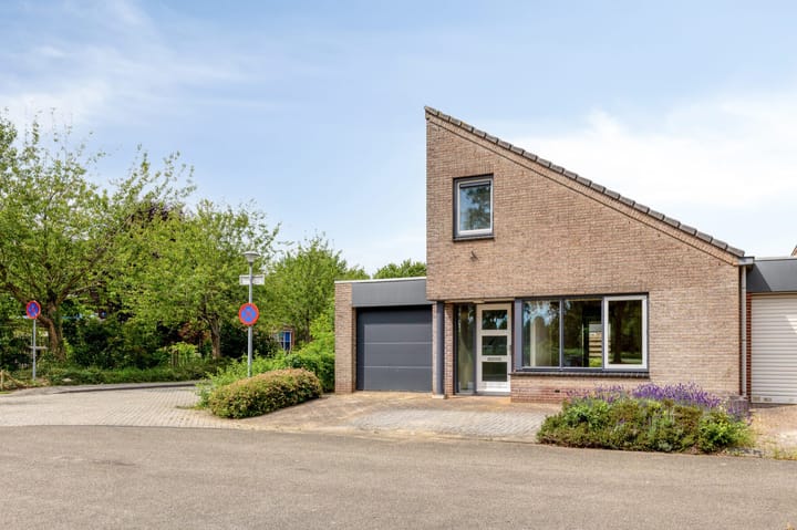 Photo of property Giervalk 32, Emmen