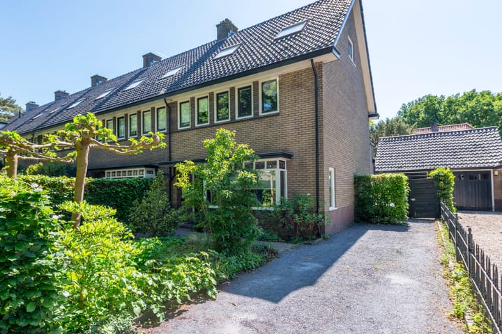 Gijsbrecht van Amstelstraat 403 in Hilversum foto