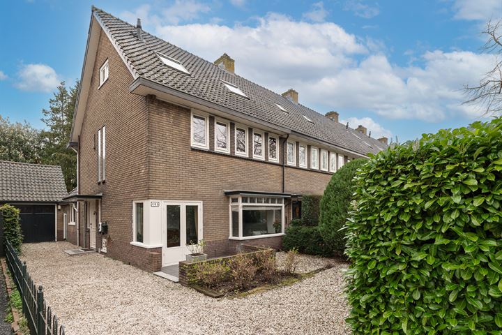 Gijsbrecht van Amstelstraat 405 in Hilversum