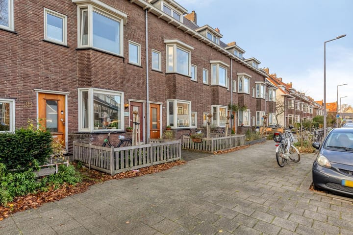 Gladiolusstraat 35A in Rotterdam foto