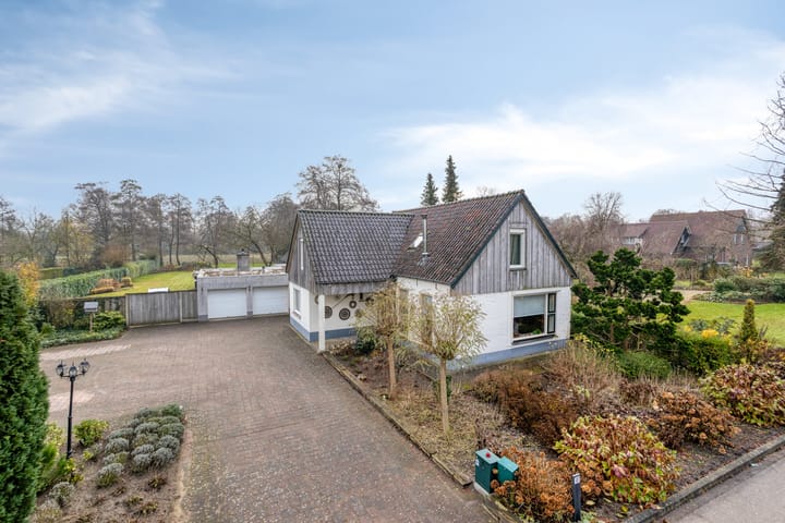 Photo of property Glanerbrugstraat 17, Glane