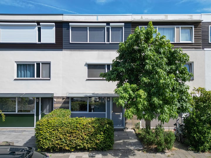 Glenn Millerstraat 4 in Leiden foto