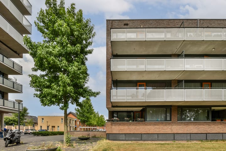 Glitterstraat 102 in Amsterdam
