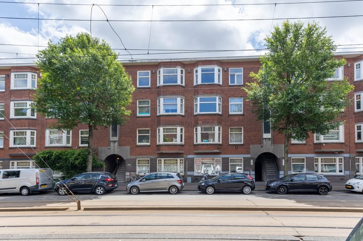 Photo of property Goeverneurlaan 200, 's-Gravenhage