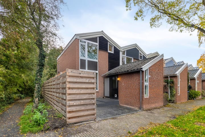 Golfslag 127 in Groningen