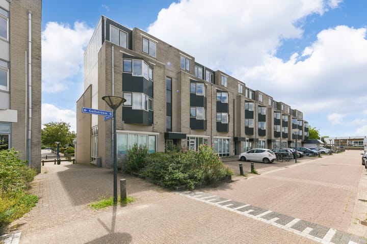 Photo of property Golfstroom 62, Huizen
