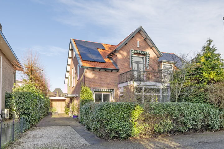 Photo of property Gooibergstraat 6, Bussum