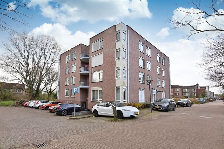 Gooierserf 356 in Huizen