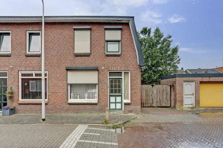 Goossenmaatsweg 41 in Almelo photo
