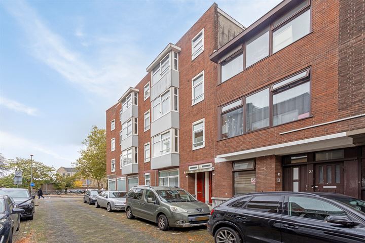 Gordonstraat 1A in Schiedam foto