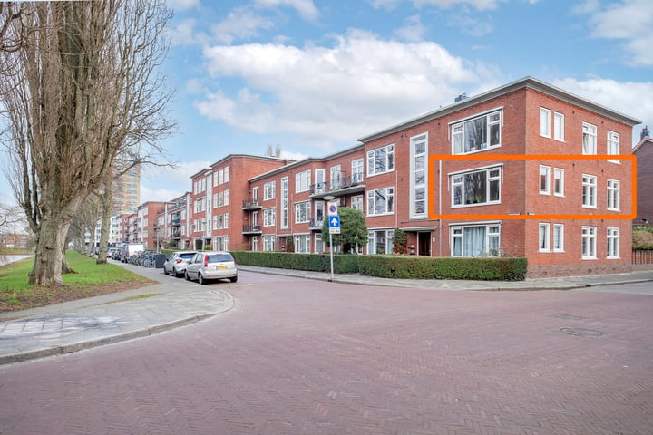 Gorechtkade 111a in Groningen