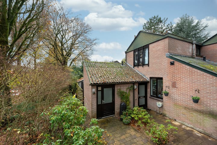 Photo of property Goudenregenlaan 14, Bilthoven