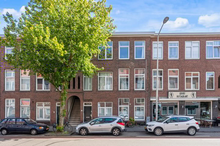 Photo of property Goudenregenstraat 17, 's-Gravenhage