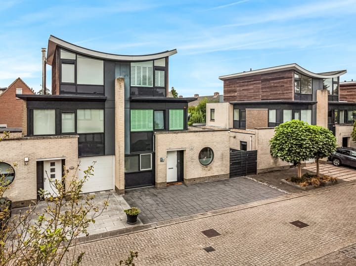 Photo of property Goudenregenstraat 7, Aalsmeer