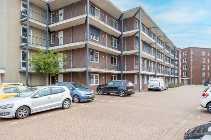 Goudmijnhof 138 in Oss