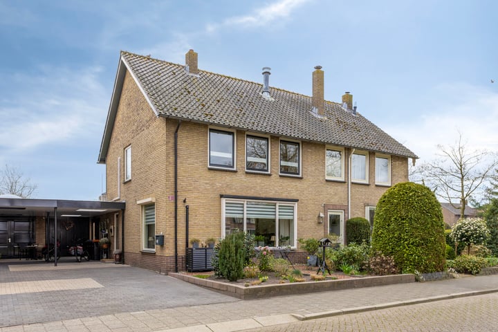 Photo of property Goudoever 18, Bunschoten-Spakenburg