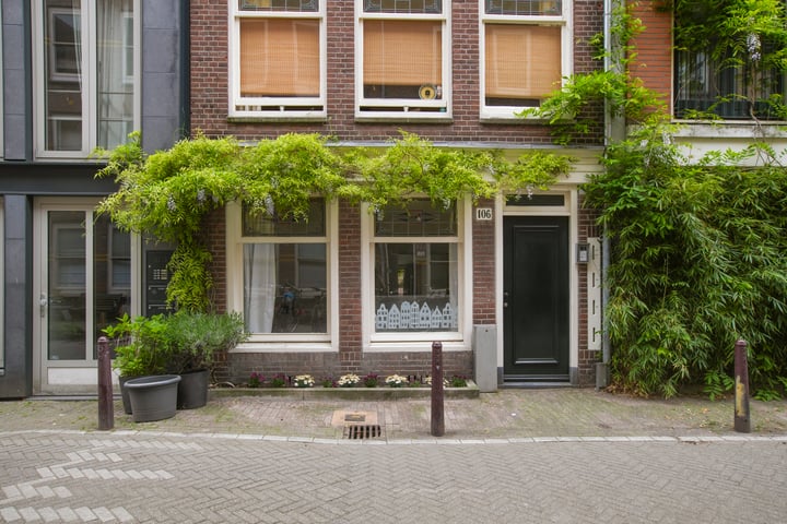 Goudsbloemstraat 106-H in Amsterdam photo
