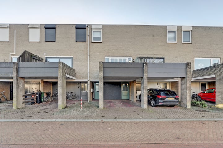 Gouverneur Houbenstraat 14 in Panningen