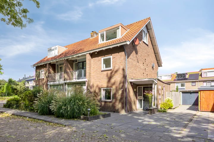 Graaf Adolfstraat 3 in Barendrecht
