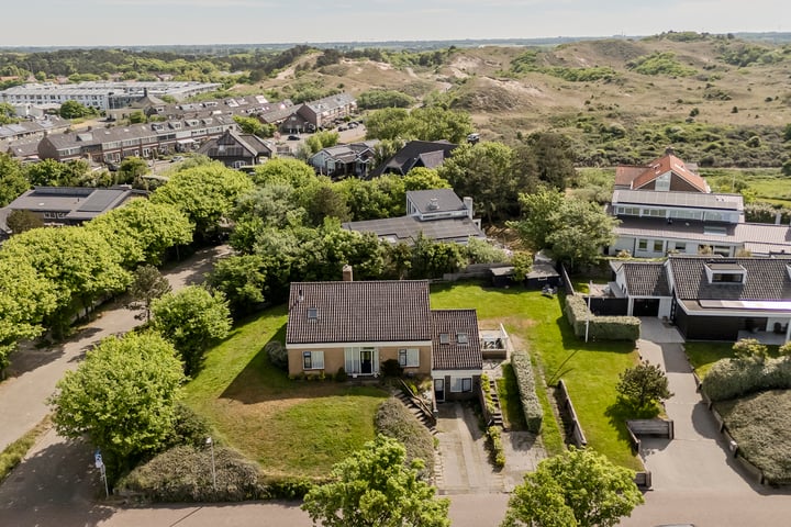 Graaf Bernadotteplein 15 in Egmond aan Zee